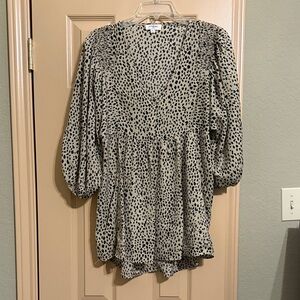 Umgee Black and Tan Polka Dot Blouse